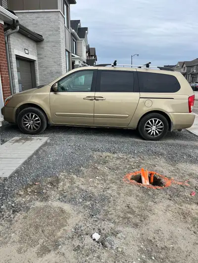 very clean , well maintained. recently serviced: new front and rear brakes Canada Car PRO vehicle re...