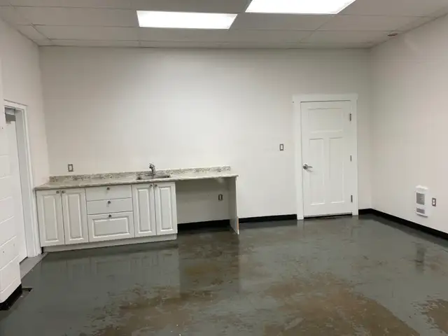 Light Industrial Shop for Lease in Commercial & Office Space for Rent in Fort St. John - Image 9