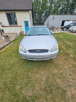 2005 Ford Taurus