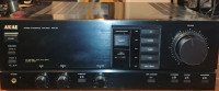 AKAI Stereo Integrated Amplifier AM-32
