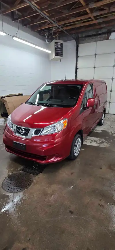 2017 nissan nv200 very clean low mileage needs nothing for safety