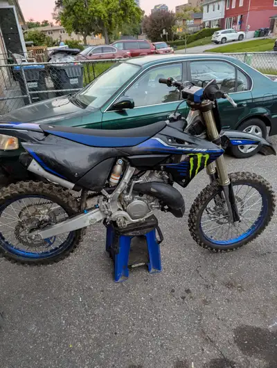 2023 Yamaha yz 125 monster eddion all stock never raced original owner with 20.6 hours on it it all...