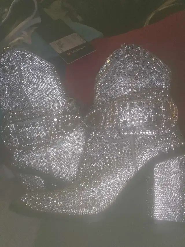 Rhinestone Western Ankle Boots in Women's - Shoes in Banff / Canmore - Image 2