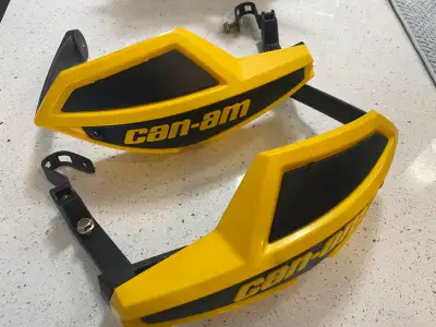 Im selling almost brand-new covers protection for hand for Can Am Outlander.