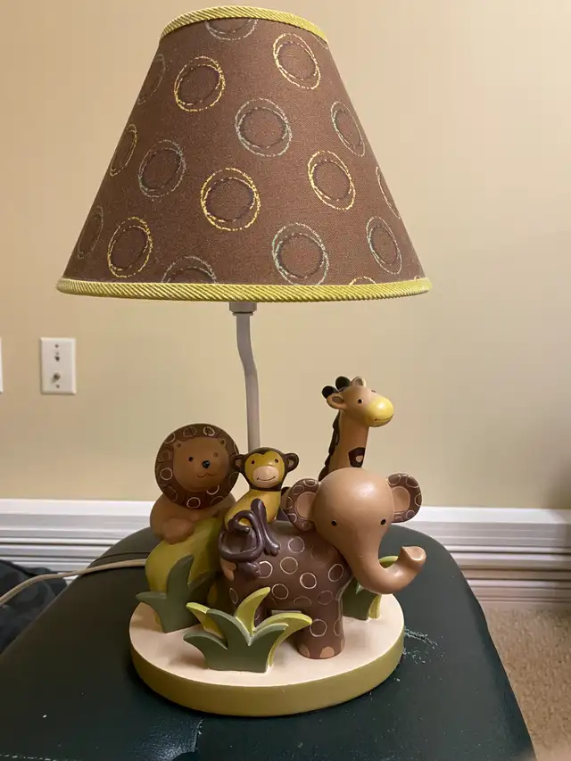 Lambs & Ivy Safari Lamp in Other in Guelph - Image 2