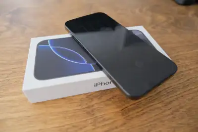 iPhone 16 Pro Max, View more