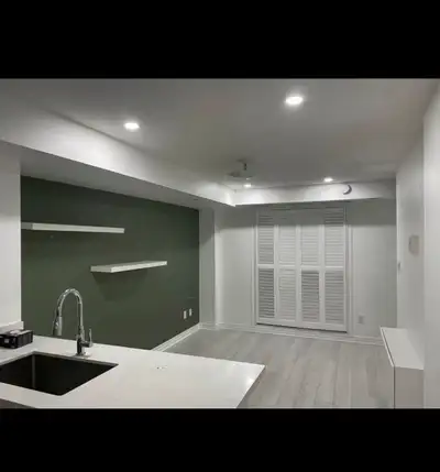 Townhouse for rent - King & Dufferin (liberty village)