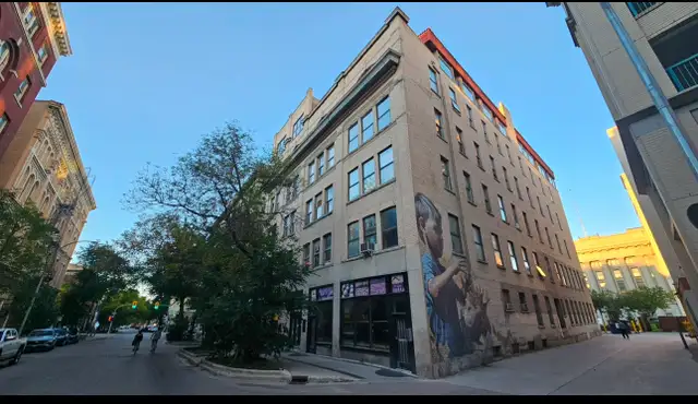 DOWNTOWN OFFICE SPACE FOR RENT IN THE EXCHANGE DISTRICT