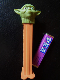 Yoda PEZ Dispenser (Officially Retired)