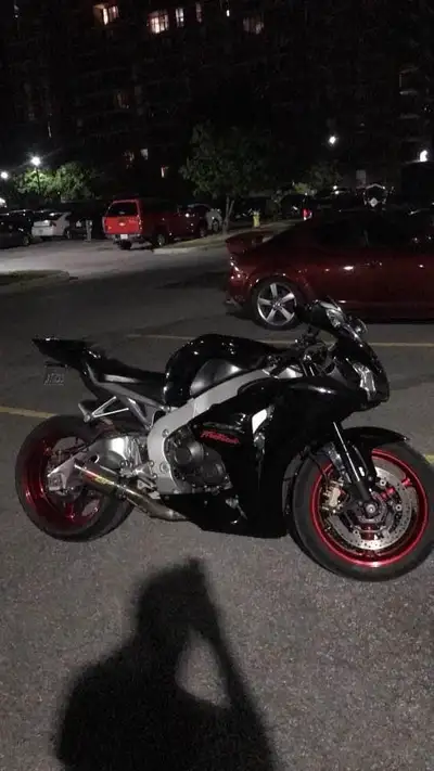 -Fire blaze Edition -New tires -Power command tuner -Hot body cat back exhaust, sounds amazing -4500...