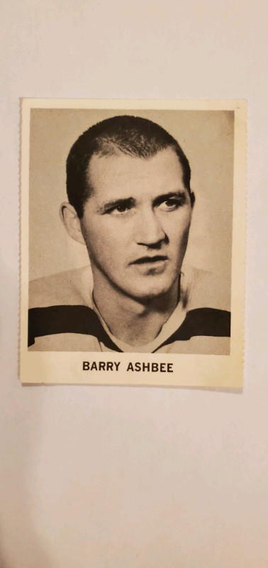 1965-66 Coke Coca Cola NHL Hockey Cards - Boston Bruins in Arts & Collectibles in Oshawa / Durham Region - Image 4