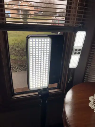 Uline Model H-10882 Rechargeable Job Site Light, View more