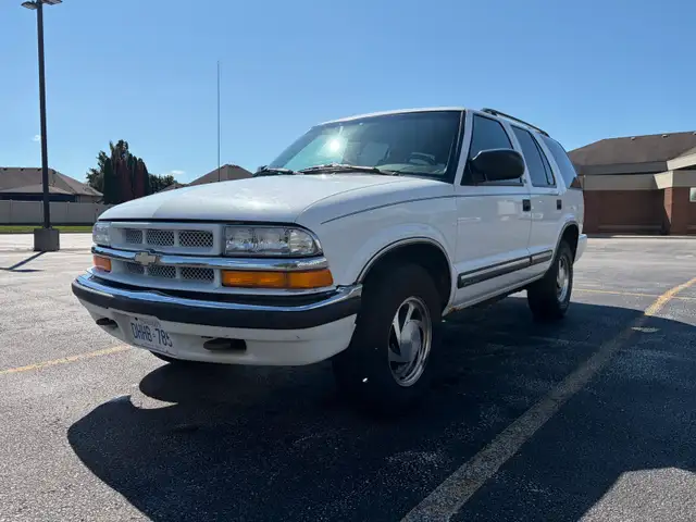 2000 Chevrolet Blazer LT 4x4