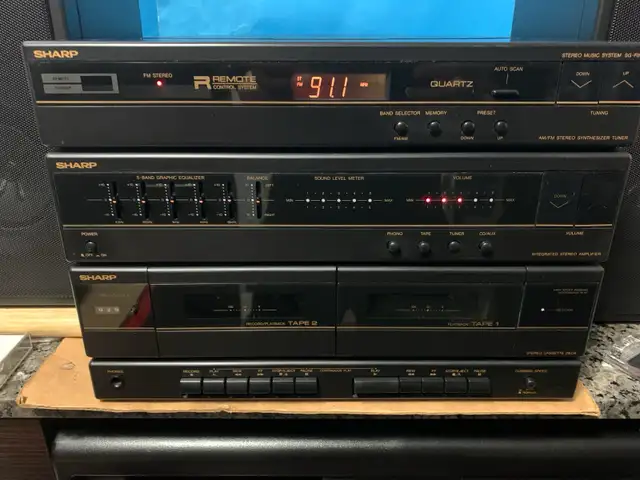 Vtg 80’s Sharp SG-F800 Stereo  Turntable-Dual Cassette+speakers in Arts & Collectibles in Markham / York Region - Image 8