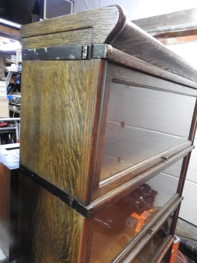 Antique 4 glass level barrister bookcase restored professionally in Bookcases & Shelving Units in Hamilton - Image 3