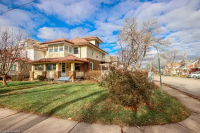 Spacious Rooms for Rent Near Niagara Falls