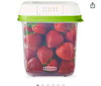 Rubbermaid FreshWorks Saver, Medium Produce Storage Container,