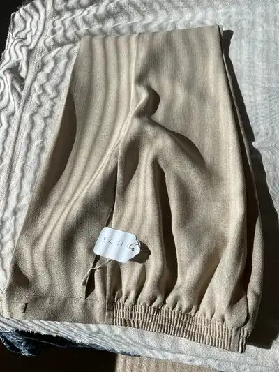 Womens pants / slacks, View more