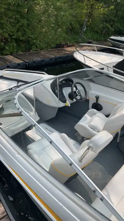 2002 Campion 505 Allante 17 ft bowrider with a 3L Mercruiser ; 130 hp 3.0 litre engine. 4 cylinders....