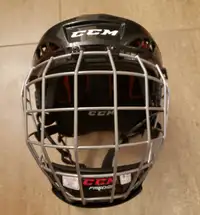 CCM 50 Hockey Helmet with FM50 face cage / Casque de Hockey