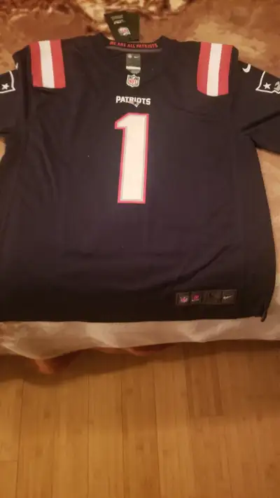 Patriots football NFL jersey youth size new  large, View more