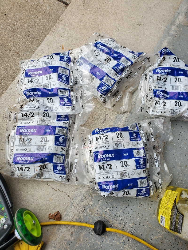Romex 14/2 wire. 20M length Electrical Hamilton Kijiji