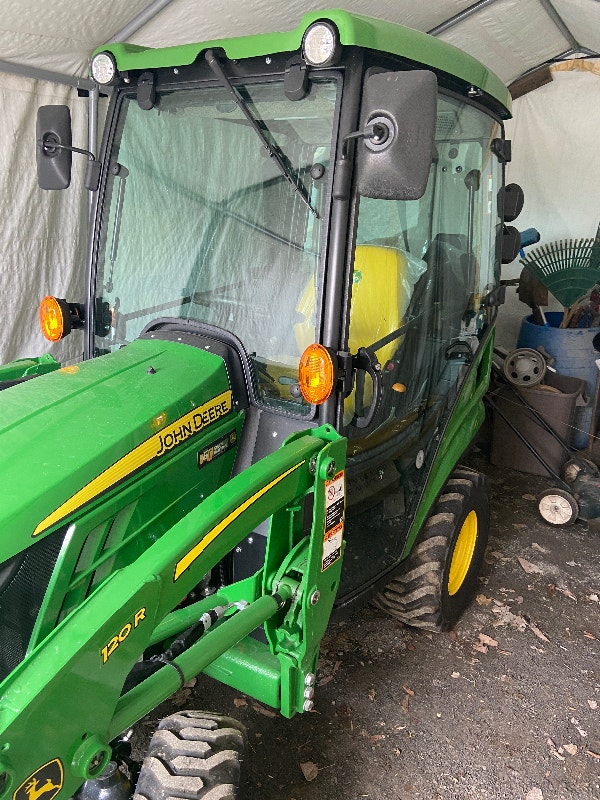 John Deer tractor 1025R Farming Equipment Kingston Kijiji