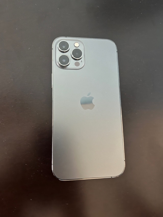 iPhone 12 Pro Max 128gb Grey Unlocked Cell Phones City of Toronto