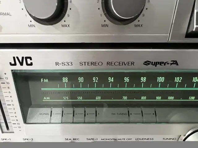 JVC cassette deck KD-V100 and JVC receiver R-S33 in Stereo Systems & Home Theatre in Mississauga / Peel Region - Image 3