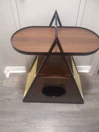 Brand new indoor cat hut/table