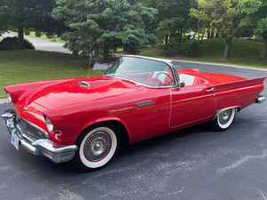 1957 Ford Thunderbird