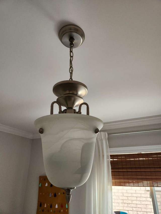 Classic Edwardian style lantern pendant light  dans Éclairage intérieur et plafonniers  à Région d’Oakville/Halton