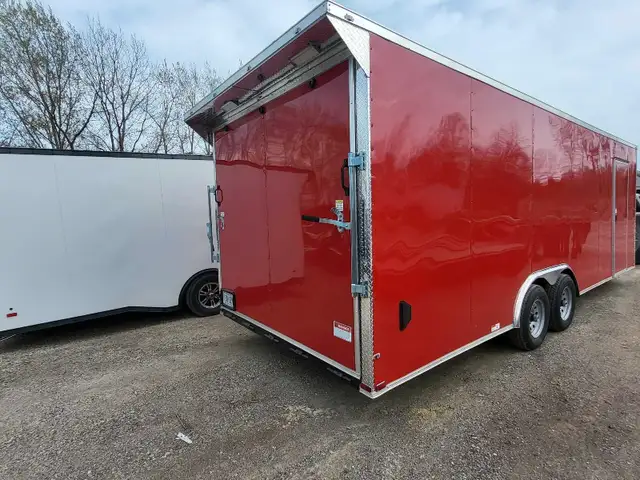 2025 Enclosed 8.5x24x7 Custom Trailer in Cargo & Utility Trailers in Leamington - Image 3
