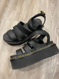 Dr Marten Platform Sandal - Size 9