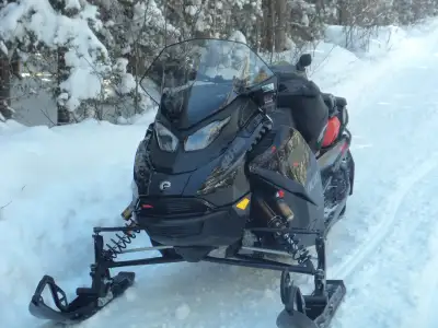 Act fast and you can ride now in Quebec and Ontario. Includes : - Stud Kit 1.325 x 96 - Tunnel Prote...