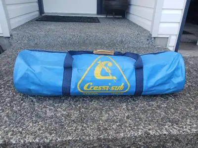 Cresi-sub Scuba Diving tank bag. Strong and internally padded for good protection. Strong rust proof...