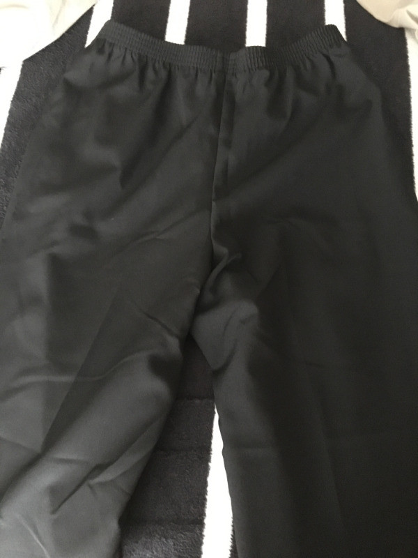 Dress Pants (Tradition)-Size 10 Petite in Women's - Bottoms in Thunder Bay - Image 3