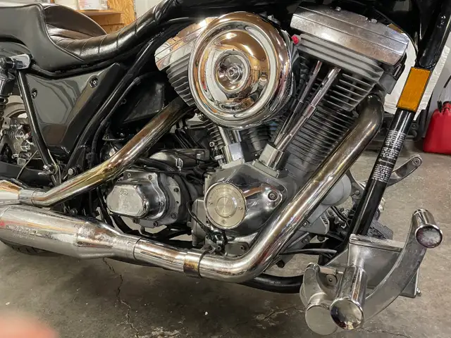 1992 Harley Davidson FXR Project Bike in Street, Cruisers & Choppers in City of Halifax - Image 4