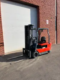 ELECTRIC TOYOTA FORKLIFT FOR SALE!