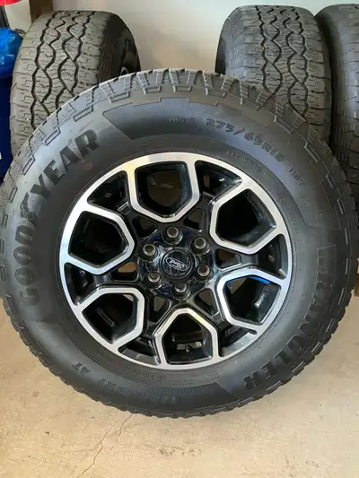 Tire and rims from 2023 F150. Excellent condition. Tires have <10k km.