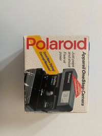 Polarid 600 One Step Close Up with original box!