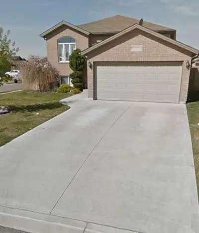 HOUSE FOR RENT