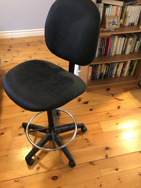 Drafting Chair (like new) with pneumatic height adjustment Chairs