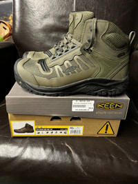 New Keen safety boot  10.5 