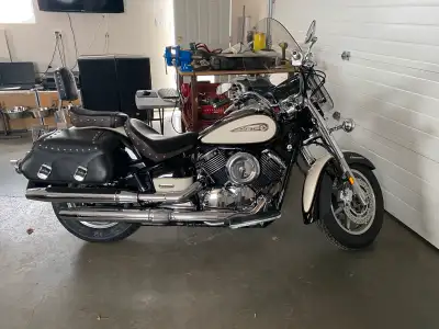 2008 Yamaha Vstar 1100 Canadian Edition only 7129 Kms rarely used. New Battery, tires and engine gau...