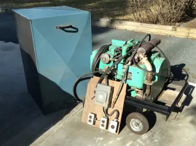 Oran propane 4000W generator Runs excellent Has electric start Mounted in a wheeled cart Comes with...