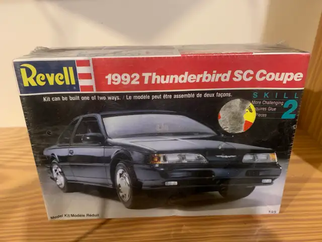Revell 1992 Thunderbird SC Coupe in Toys & Games in Kitchener / Waterloo - Image 2
