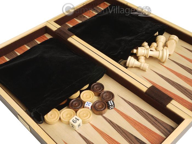 Open Box! 16inch Combo Backgammon & Chess Set - Magnetic Closure in Toys & Games in Mississauga / Peel Region - Image 3