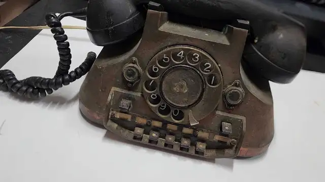 Vintage,Retro rotary phone, solid copper, backlite in Arts & Collectibles in Oakville / Halton Region - Image 3