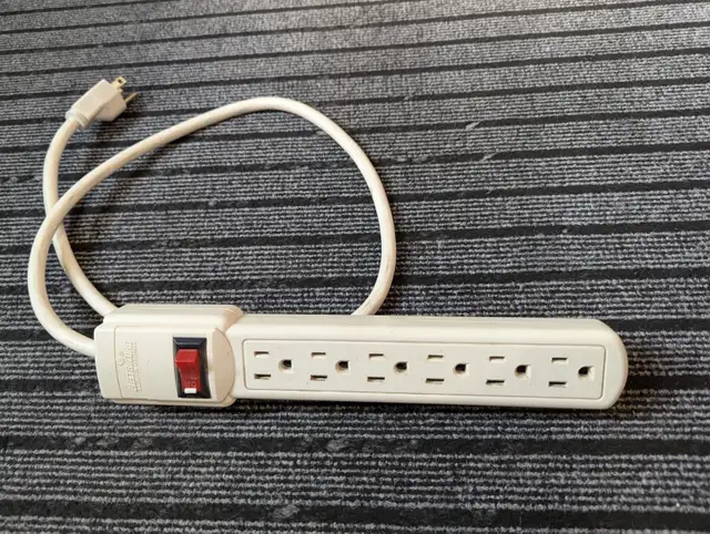 Multi Electrical Outlet65565406380291120